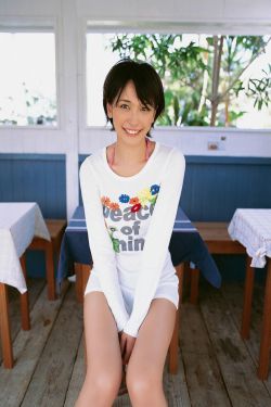 芭比彩虹仙子之美人鱼公主